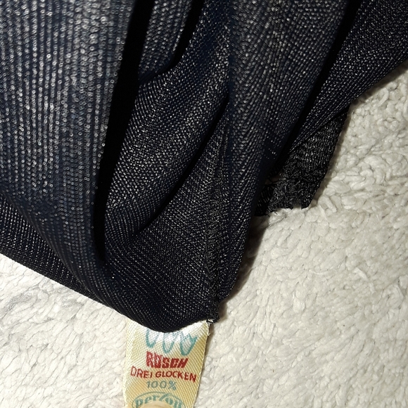 Vtg Solid Black Chantilly Lace Pleated Trim Slip M - Picture 10 of 11